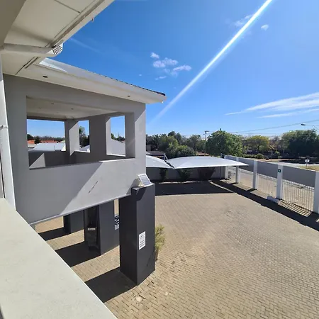 Lion Lodge Bloemfontein Exterior photo